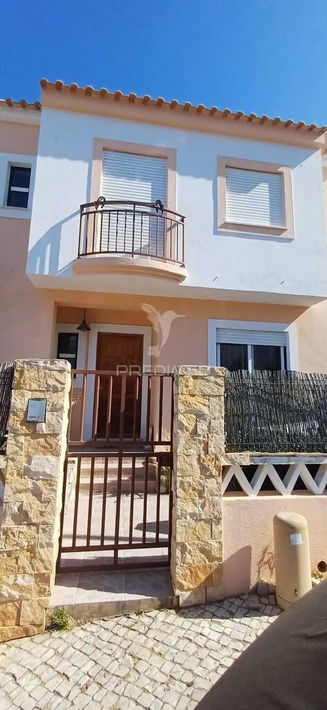 moradia-t4-venda-estombar-e-parchal-lagoa-algarve-faro