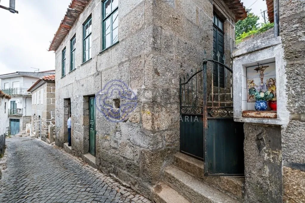 moradia-t3-venda-souselo-cinfaes-viseu