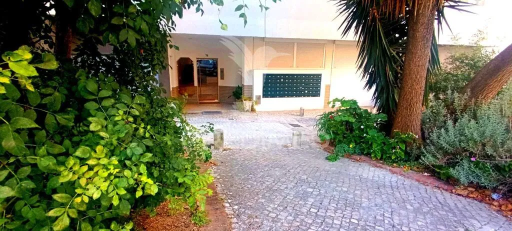 apartamento-t3-venda-santa-maria-dos-olivais-lisboa