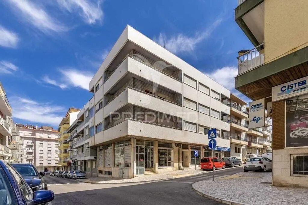 apartamento-t4-venda-alcobaca-e-vestiaria-alcobaca-leiria
