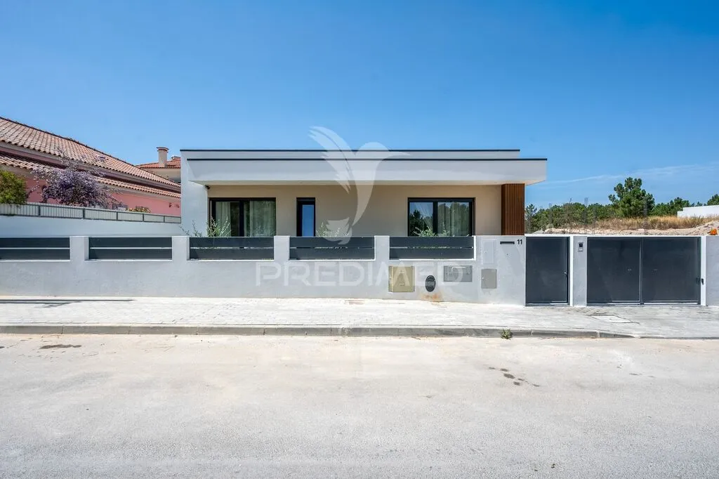 moradia-t3-venda-fernao-ferro-seixal-setubal