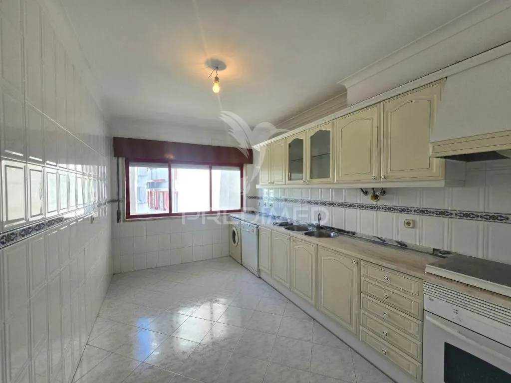 apartamento-t2-venda-algueirao-mem-martins-sintra-lisboa