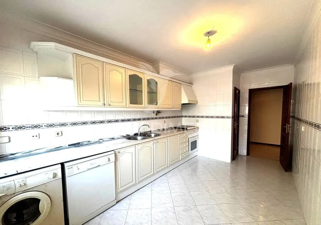 apartamento-t2-venda-algueirao-mem-martins-sintra-lisboa