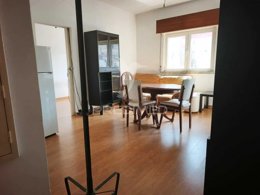 apartamento-t1-venda-aguas-livres-amadora-lisboa