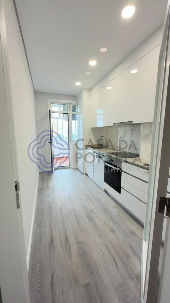 apartamento-t2-venda-cedofeita-santo-ildefonso-se-miragaia-sao-nicolau-vitoria-porto