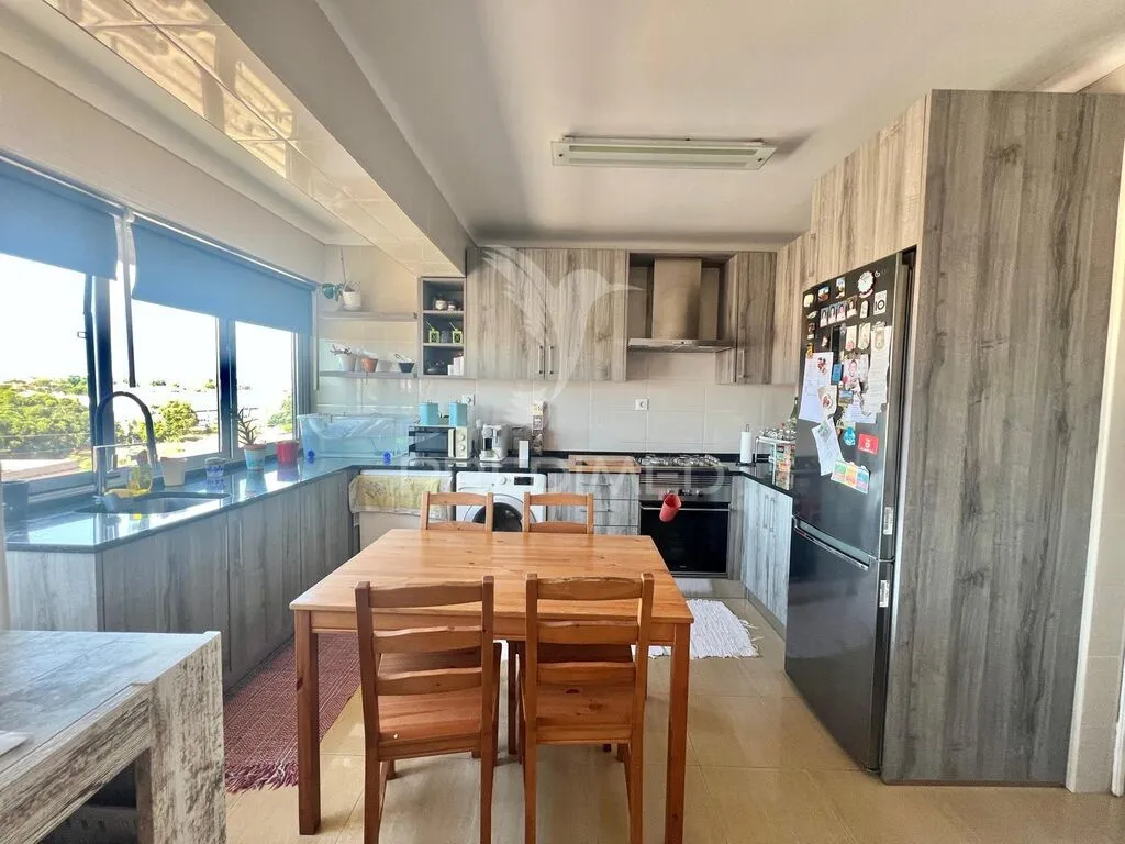 apartamento-t2-venda-baixa-da-banheira-e-vale-da-amoreira-moita-setubal