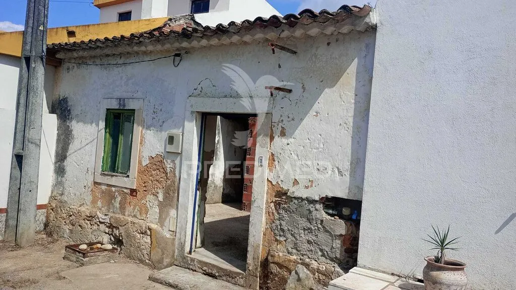 moradia-t2-venda-rio-maior-santarem