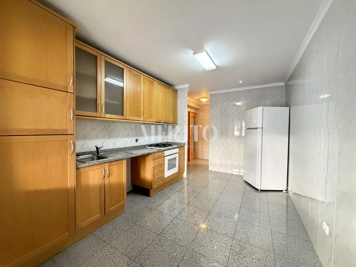 apartamento-t1-venda-costa-guimaraes-braga