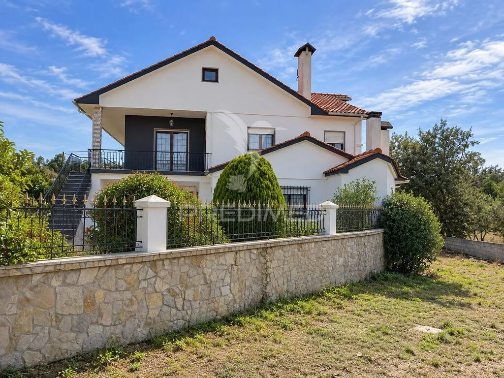 moradia-t5-venda-fatima-ourem-santarem