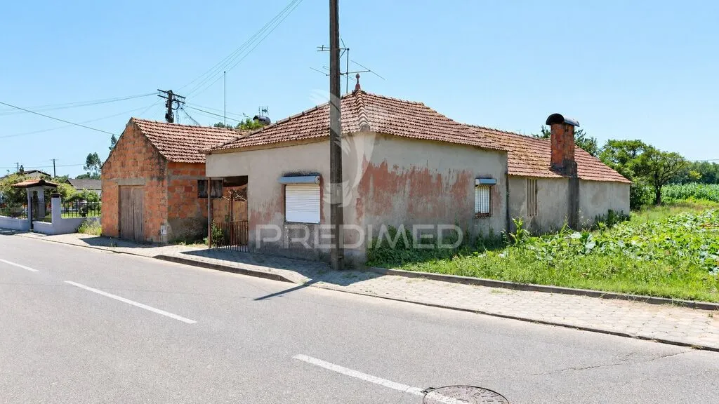 moradia-t2-venda-bustos-troviscal-e-mamarrosa-oliveira-do-bairro-aveiro
