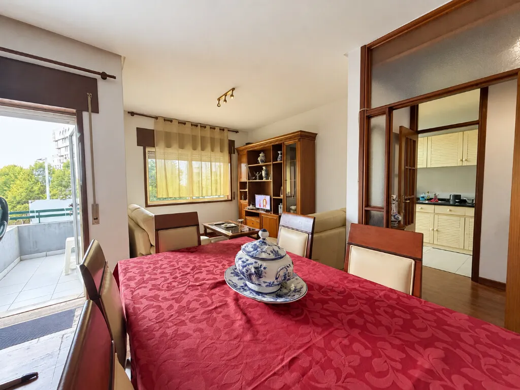 apartamento-t3-venda-mafamude-e-vilar-do-paraiso-vila-nova-de-gaia-porto
