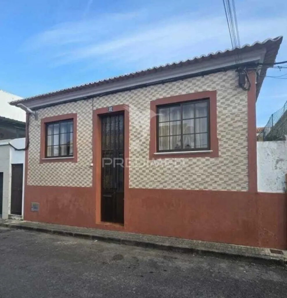 moradia-t2-venda-praia-da-vitoria-santa-cruz-praia-da-vitoria-ilha-terceira