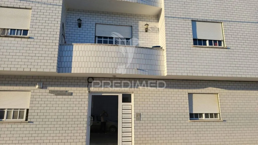 apartamento-t1-venda-bustos-troviscal-e-mamarrosa-oliveira-do-bairro-aveiro