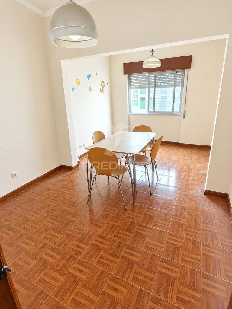 apartamento-t2-venda-seixal-arrentela-e-aldeia-de-paio-pires-seixal-setubal