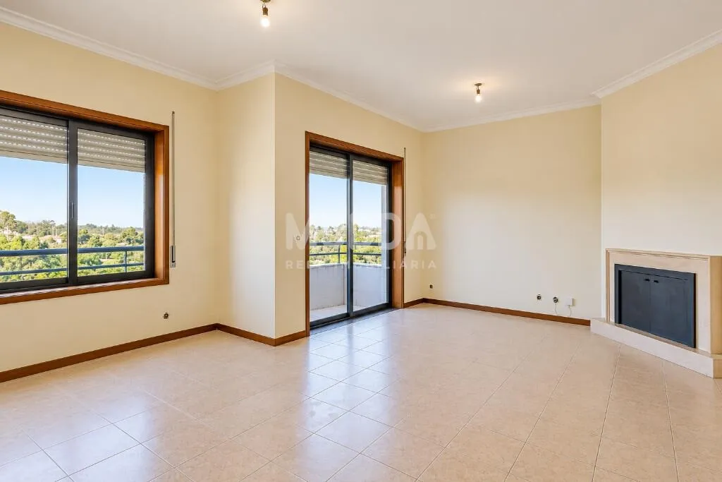 apartamento-t3-venda-pacos-de-brandao-santa-maria-da-feira-aveiro