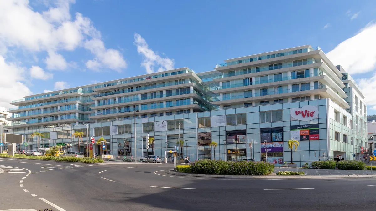 apartamento-t4-venda-se-funchal-madeira