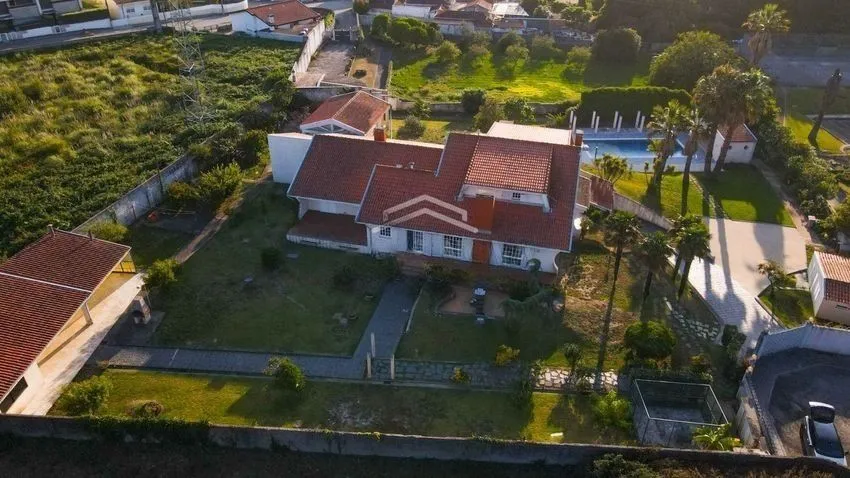 moradia-t6-venda-arcozelo-vila-nova-de-gaia-porto