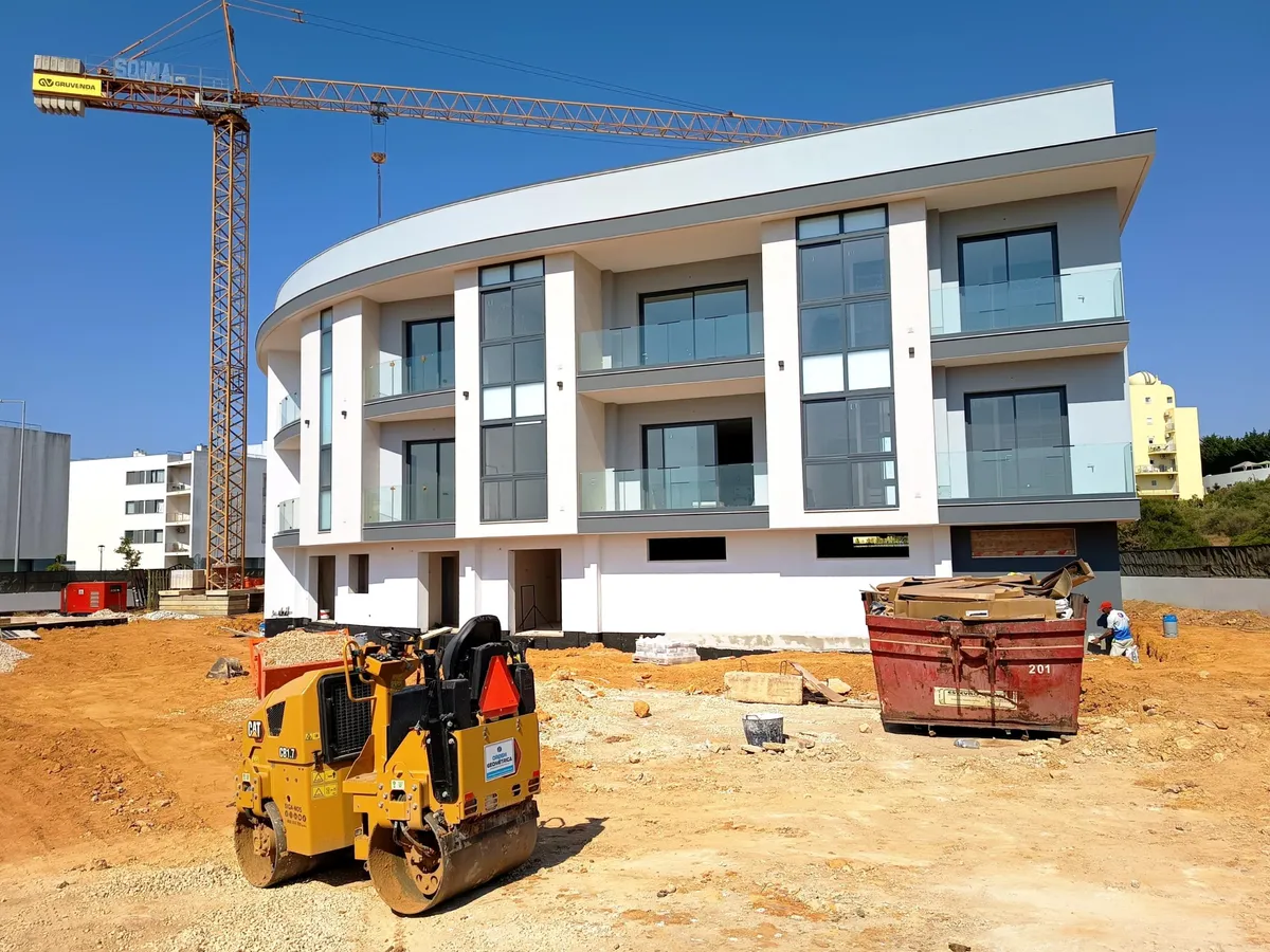 apartamento-t3-venda-odiaxere-lagos-faro