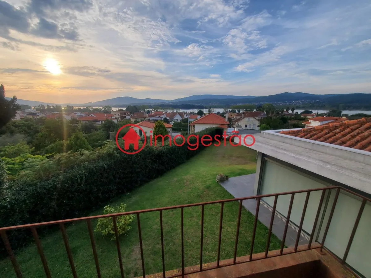 moradia-t5-venda-lanhelas-caminha-viana-do-castelo