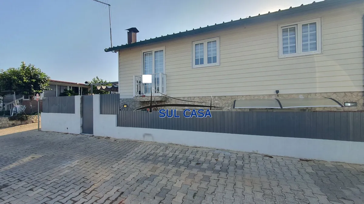 moradia-t3-venda-fernao-ferro-seixal-setubal