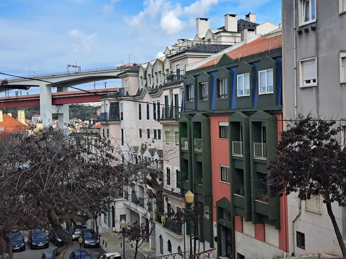 apartamento-t1-venda-alcantara-lisboa