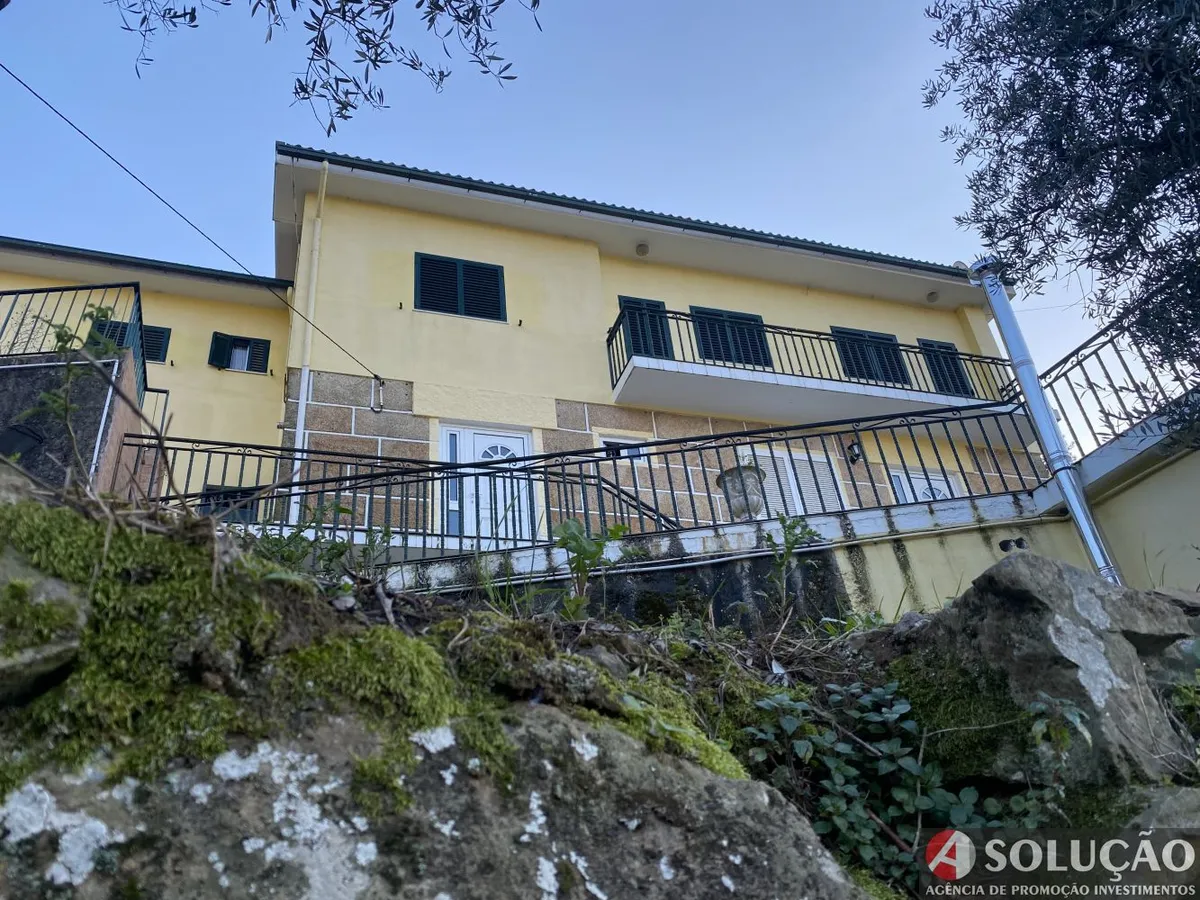 moradia-t4-venda-barro-resende-viseu