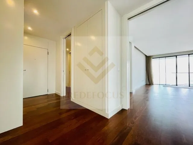 apartamento-t4-venda-espinho-aveiro