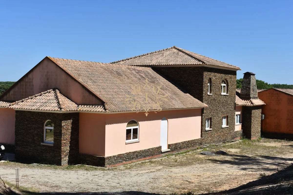 moradia-t6-venda-vendas-novas-evora