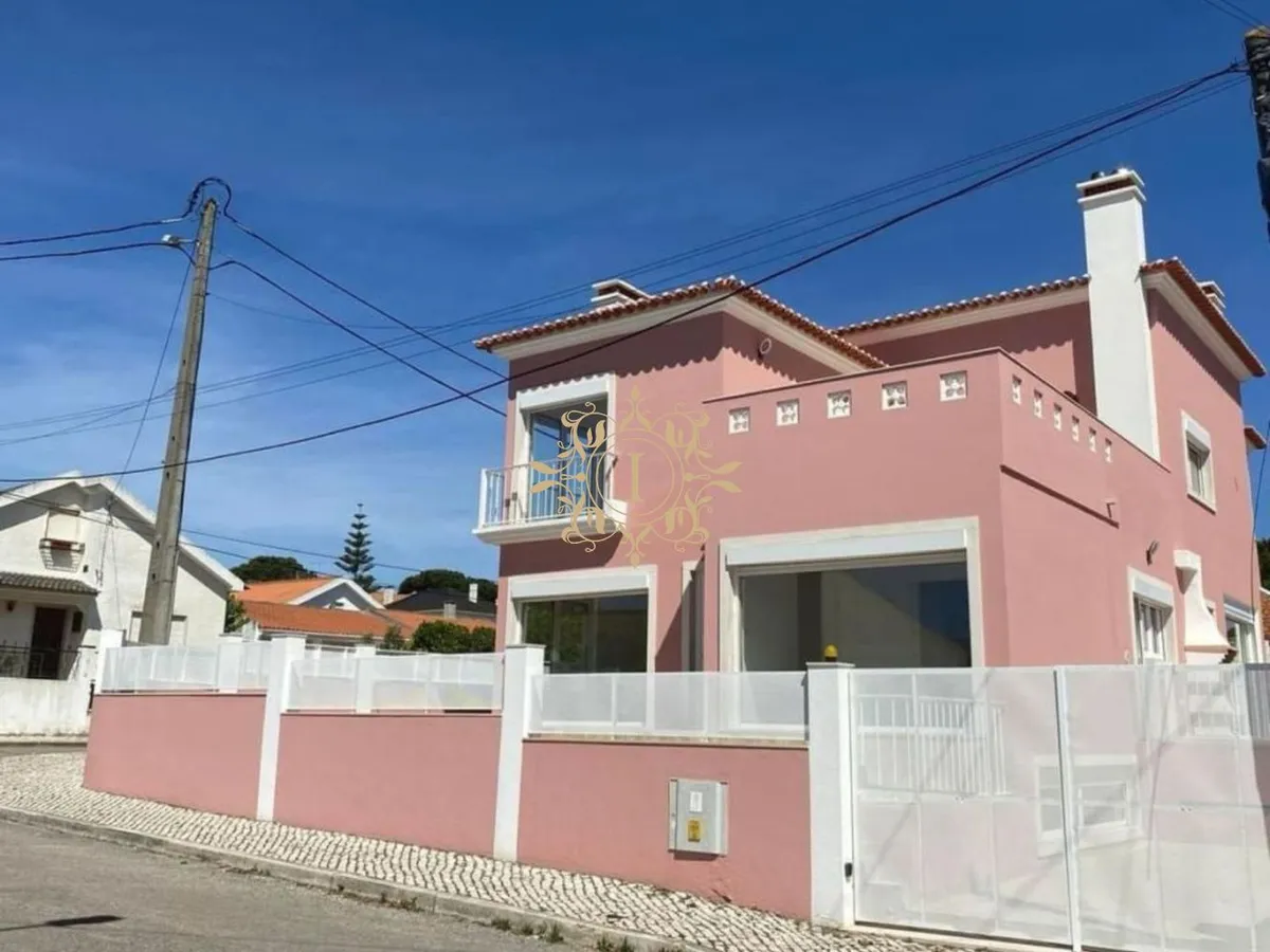 moradia-t4-venda-charneca-de-caparica-e-sobreda-almada-setubal