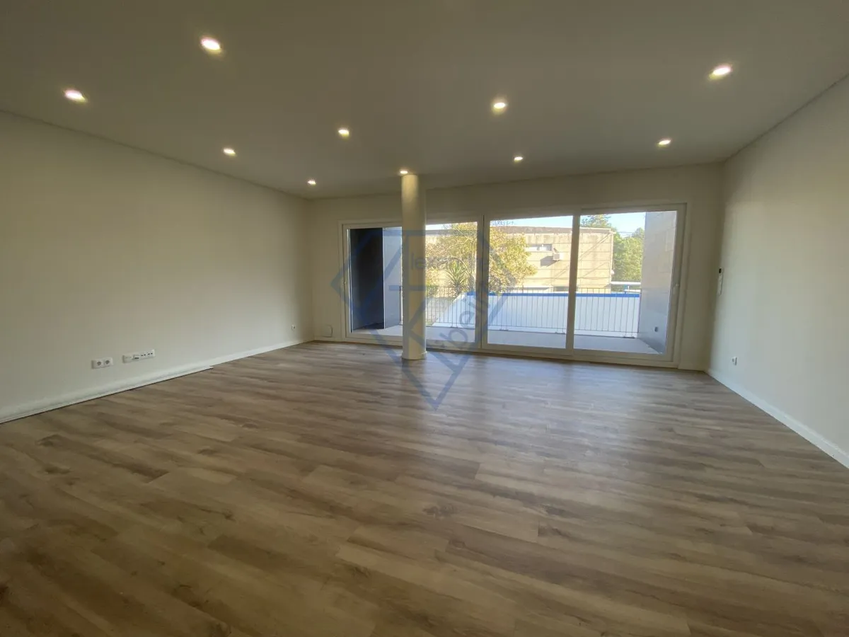 apartamento-t3-venda-almada-cova-da-piedade-pragal-e-cacilhas-almada-setubal