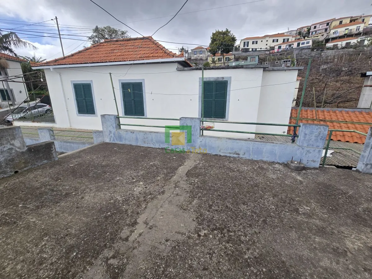 moradia-t4-venda-estreito-camara-de-lobos-camara-de-lobos-madeira