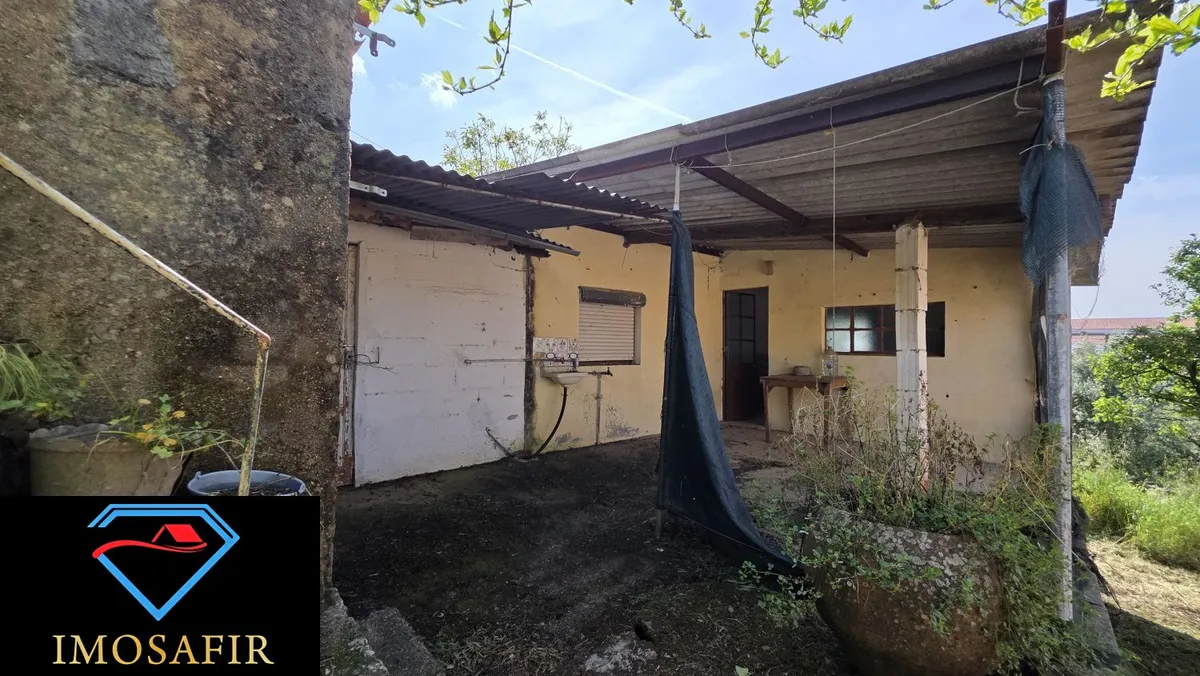 moradia-t2-venda-areias-e-pias-ferreira-do-zezere-santarem