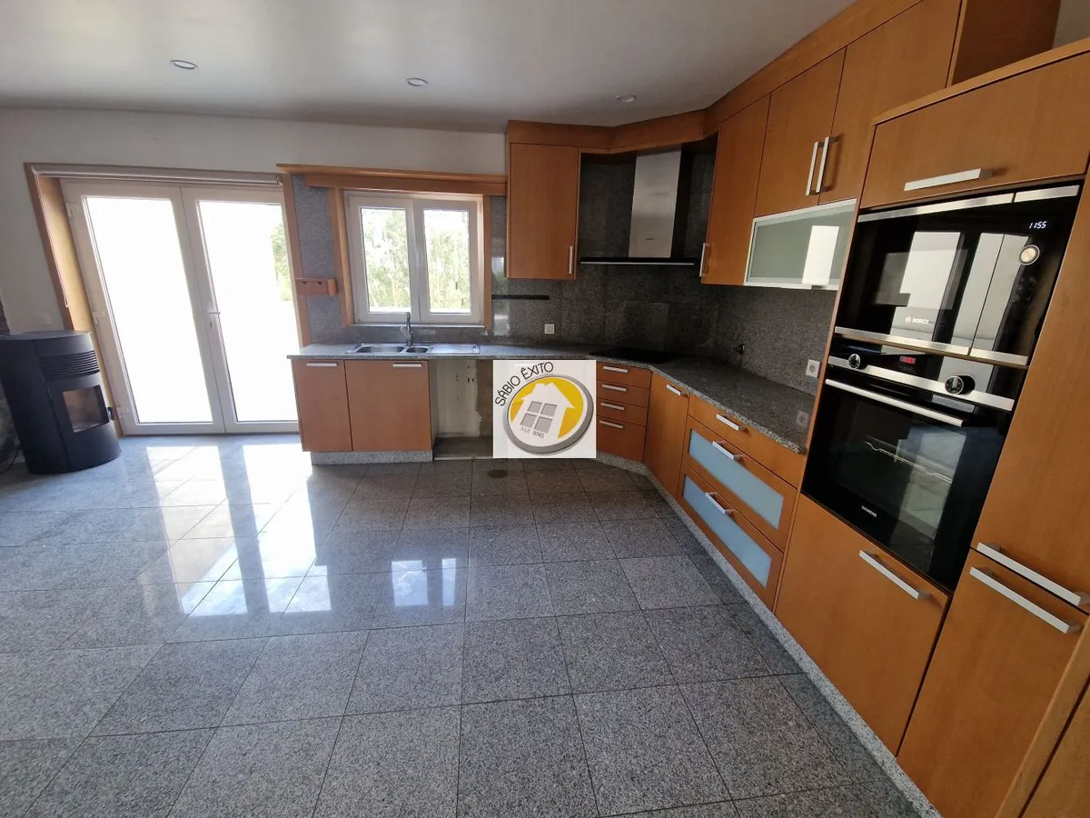 moradia-t3-venda-canedo-vale-e-vila-maior-santa-maria-da-feira-aveiro