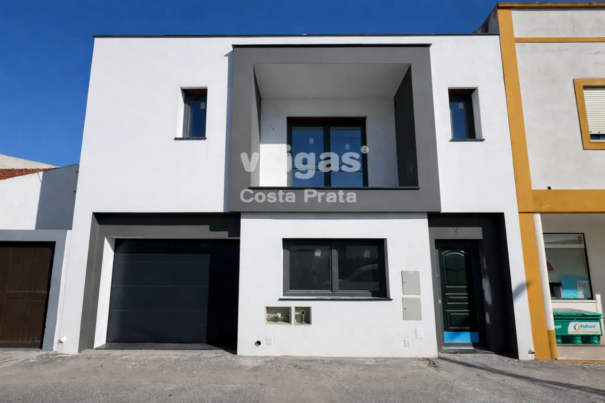 moradia-t4-venda-ferrel-peniche-leiria