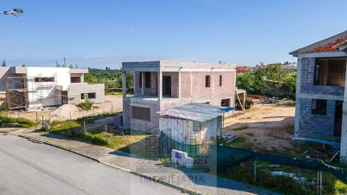 moradia-t3-venda-oliveira-do-hospital-e-sao-paio-de-gramacos-oliveira-do-hospital-coimbra