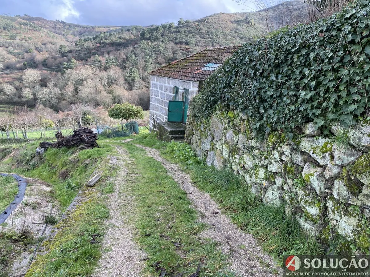moradia-t2-venda-anreade-e-sao-romao-de-aregos-resende-viseu