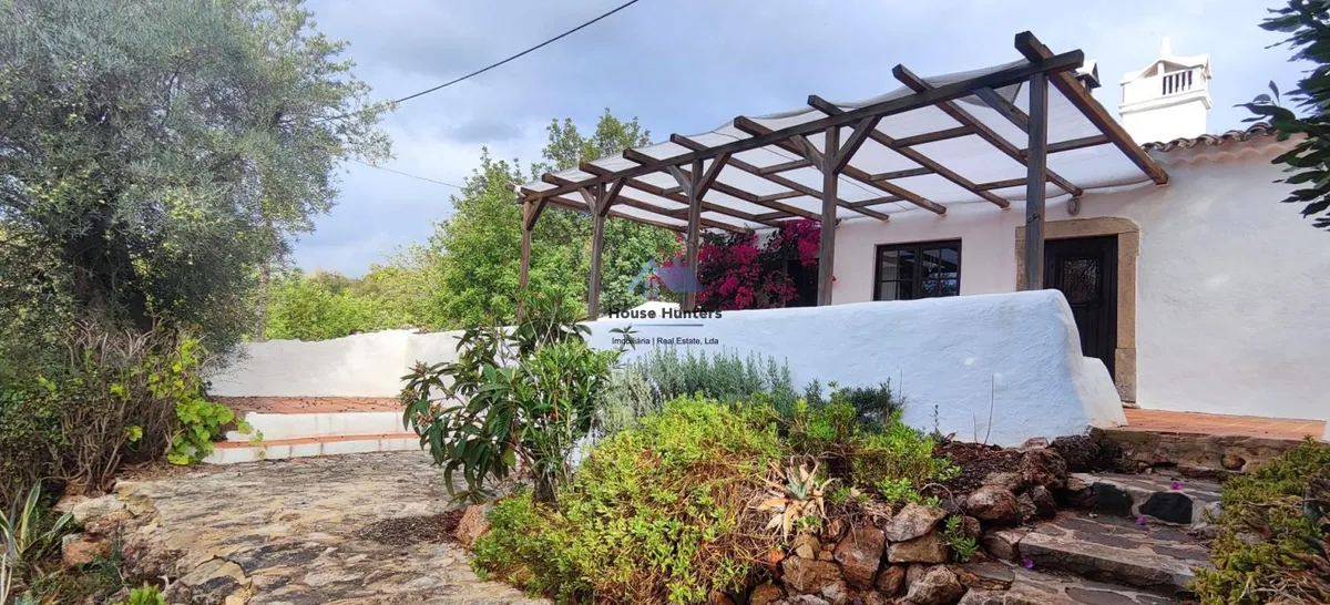 moradia-t2-venda-querenca-tor-e-benafim-loule-faro