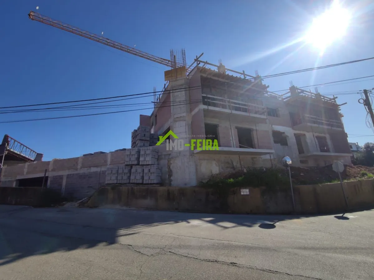 apartamento-t2-venda-nogueira-do-cravo-e-pindelo-oliveira-de-azemeis-aveiro