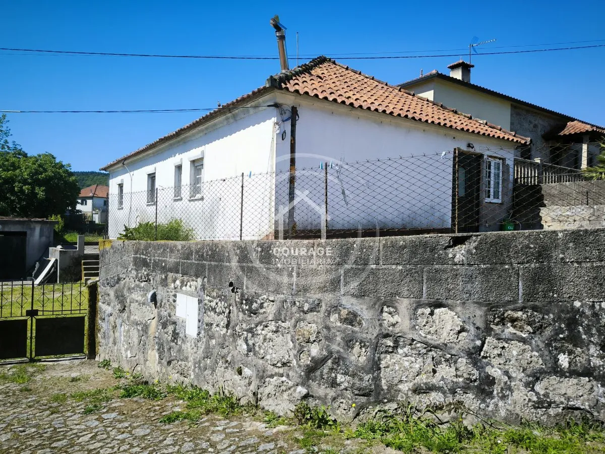 moradia-t3-venda-castanheira-paredes-de-coura-viana-do-castelo