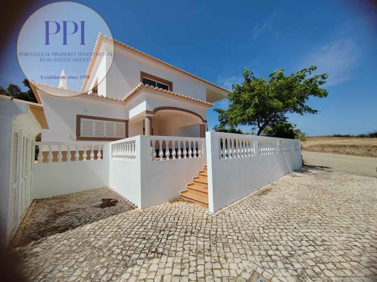 moradia-t4-venda-budens-vila-do-bispo-faro