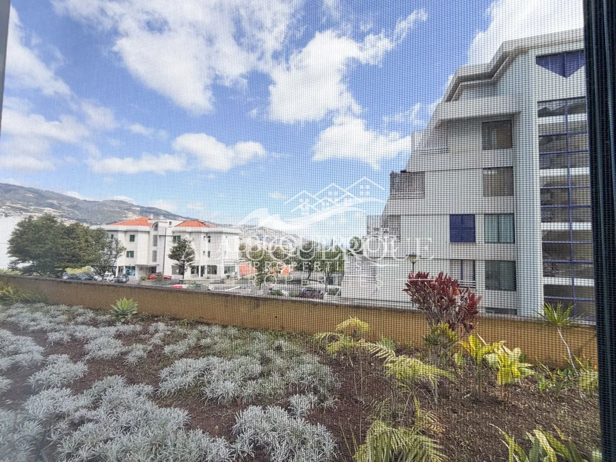 apartamento-t2-venda-sao-martinho-funchal-madeira