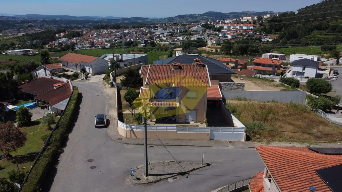 moradia-t4-venda-friande-felgueiras-porto