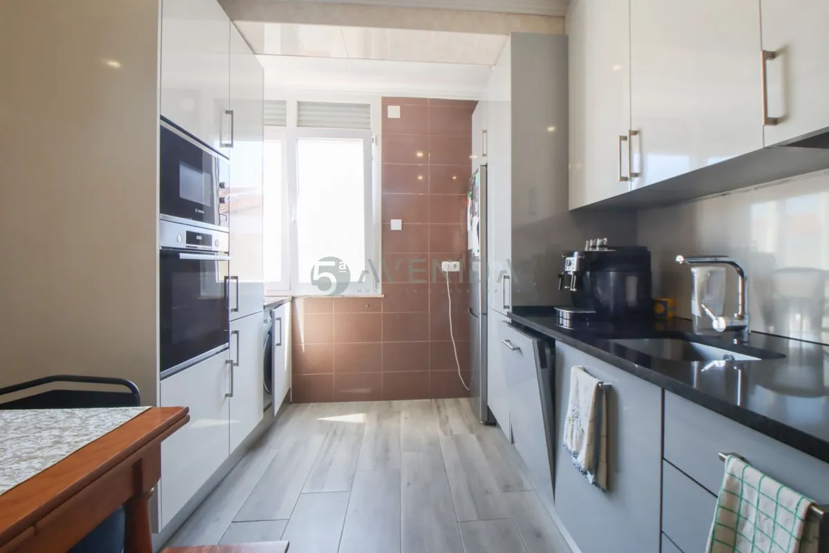 apartamento-t2-venda-baixa-da-banheira-e-vale-da-amoreira-moita-setubal
