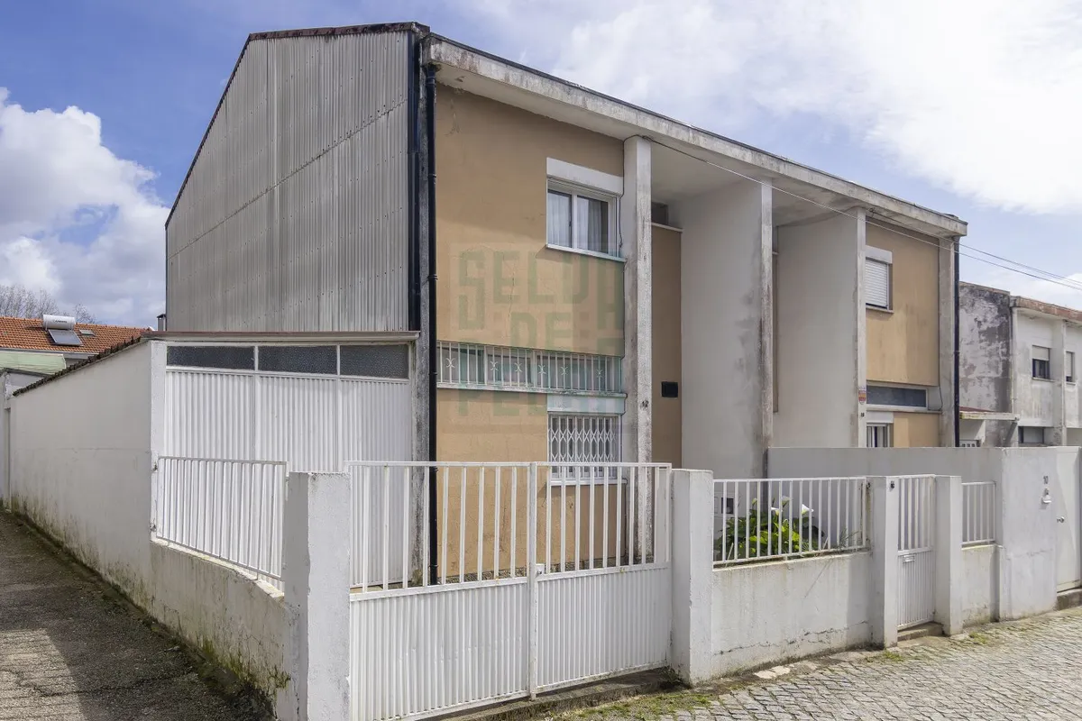 moradia-t2-venda-mafamude-e-vilar-do-paraiso-vila-nova-de-gaia-porto