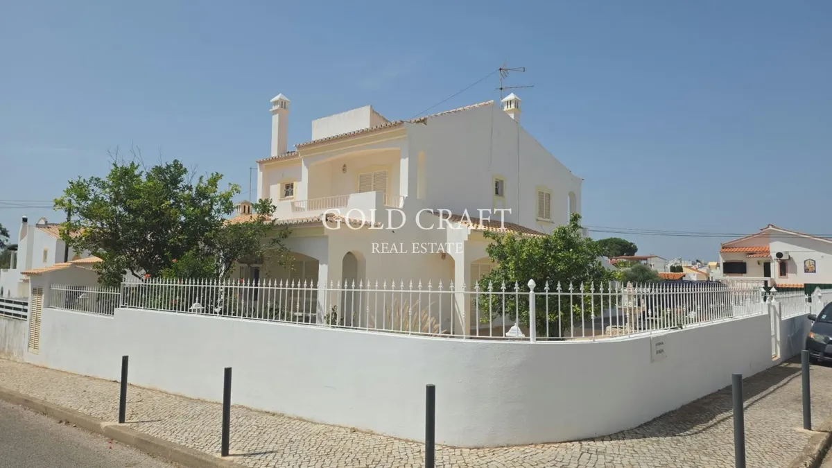 moradia-t4-venda-alvor-portimao-faro