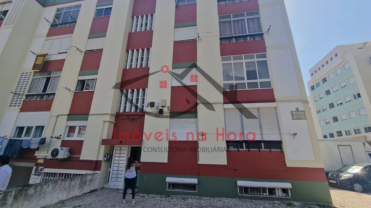 apartamento-t1-venda-aguas-livres-amadora-lisboa