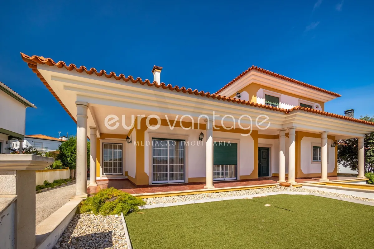 moradia-t6-venda-marinha-grande-leiria