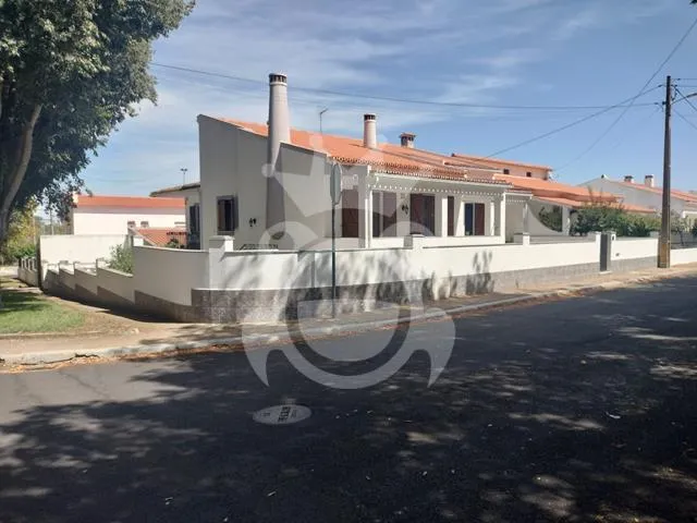 moradia-t5-venda-reguengos-de-monsaraz-evora