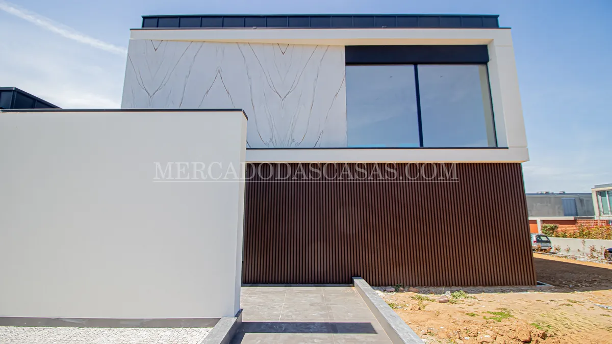 moradia-t4-venda-serzedo-e-perosinho-vila-nova-de-gaia-porto
