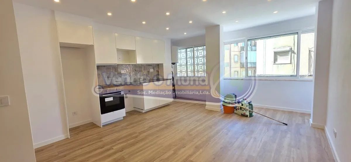 apartamento-t2-venda-encosta-do-sol-amadora-lisboa